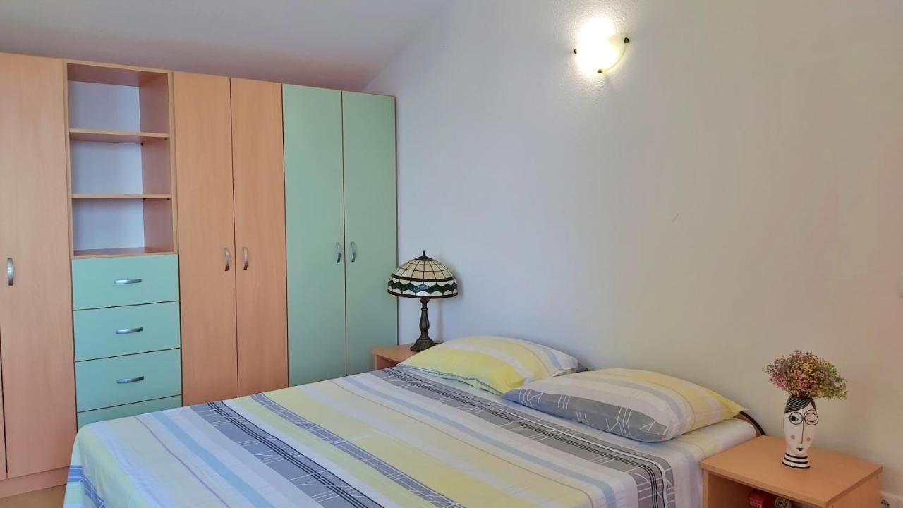 Apartments Borak Omiš Exterior foto
